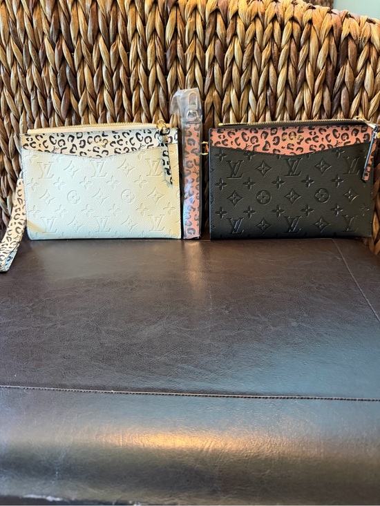 Generic Handbags - Leopard & Monogram Clutch Wristlet - Ivory & Black ~ Lot of 2